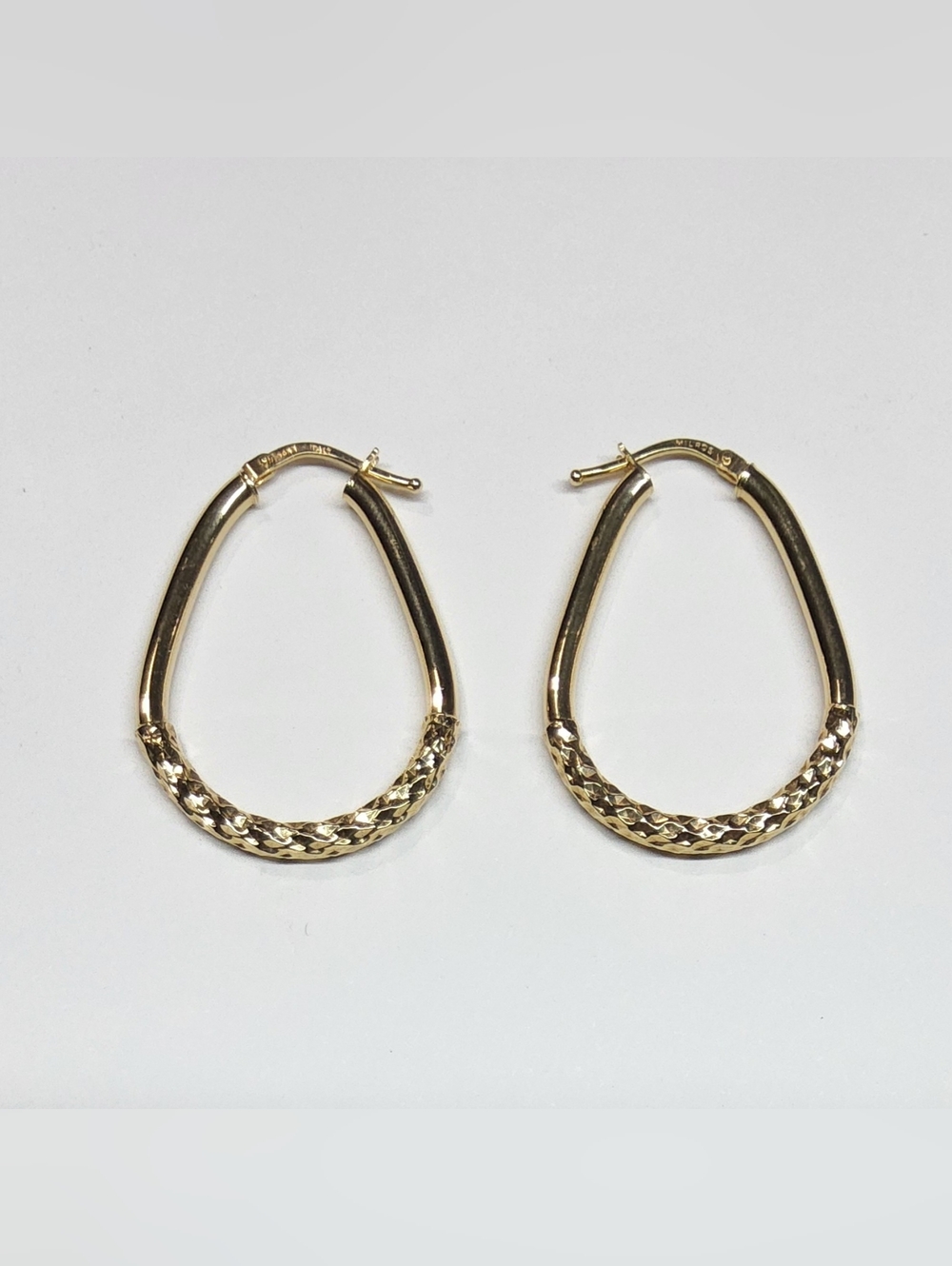 Vintage 14k Solid Yellow Gold Hollow Dual-textured Egg-shaped Hoop Earrings